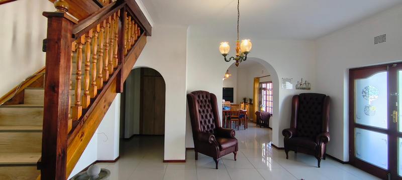 7 Bedroom Property for Sale in Wilderness Central Western Cape